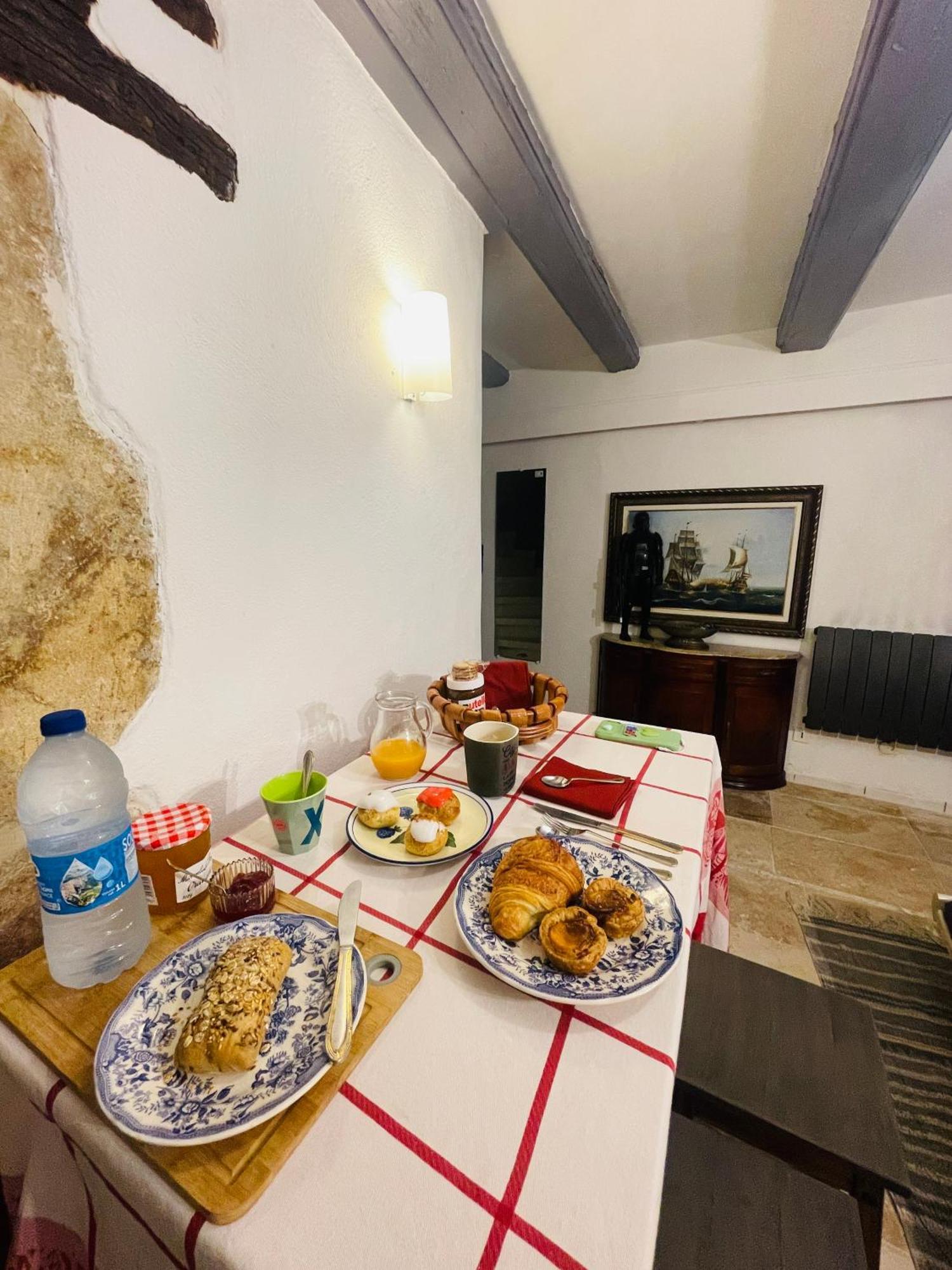 Rent Big Room With Breakfast Free In Old City Nancy Extérieur photo