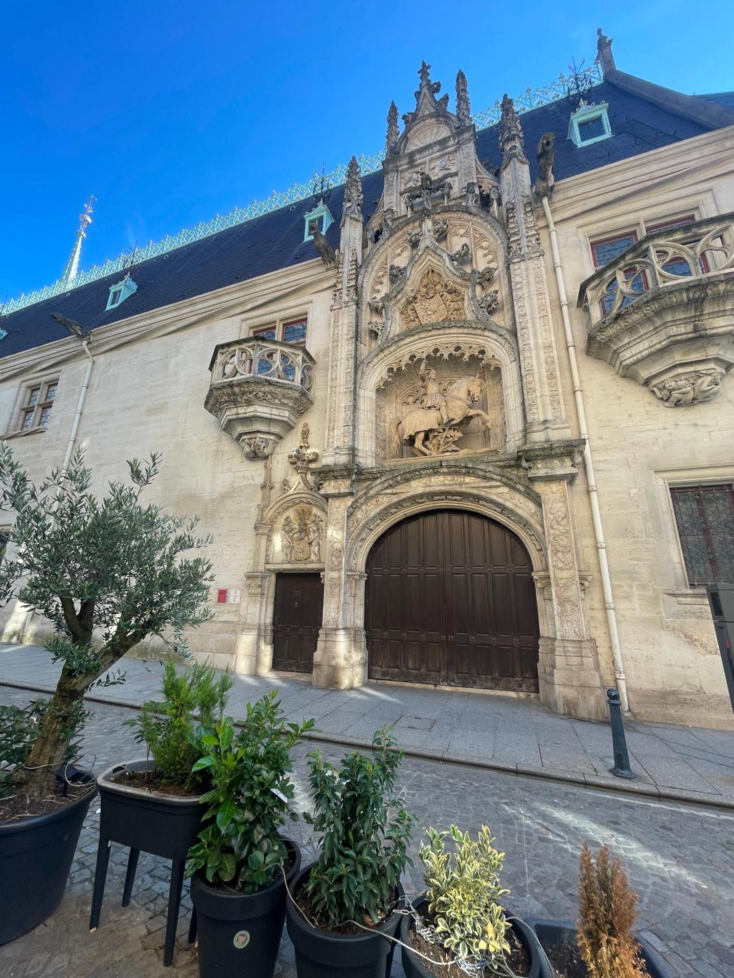 Rent Big Room With Breakfast Free In Old City Nancy Extérieur photo