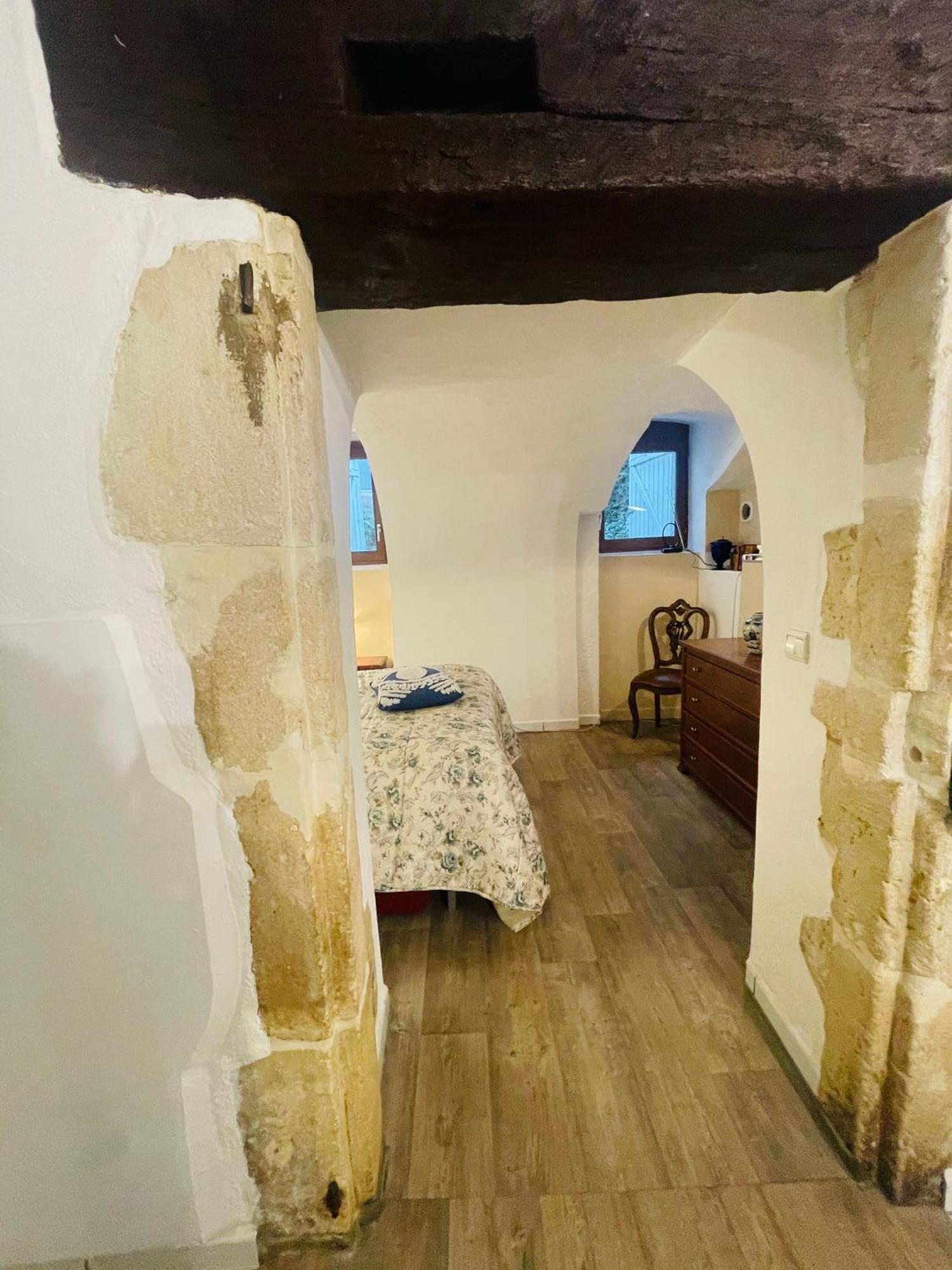 Rent Big Room With Breakfast Free In Old City Nancy Extérieur photo